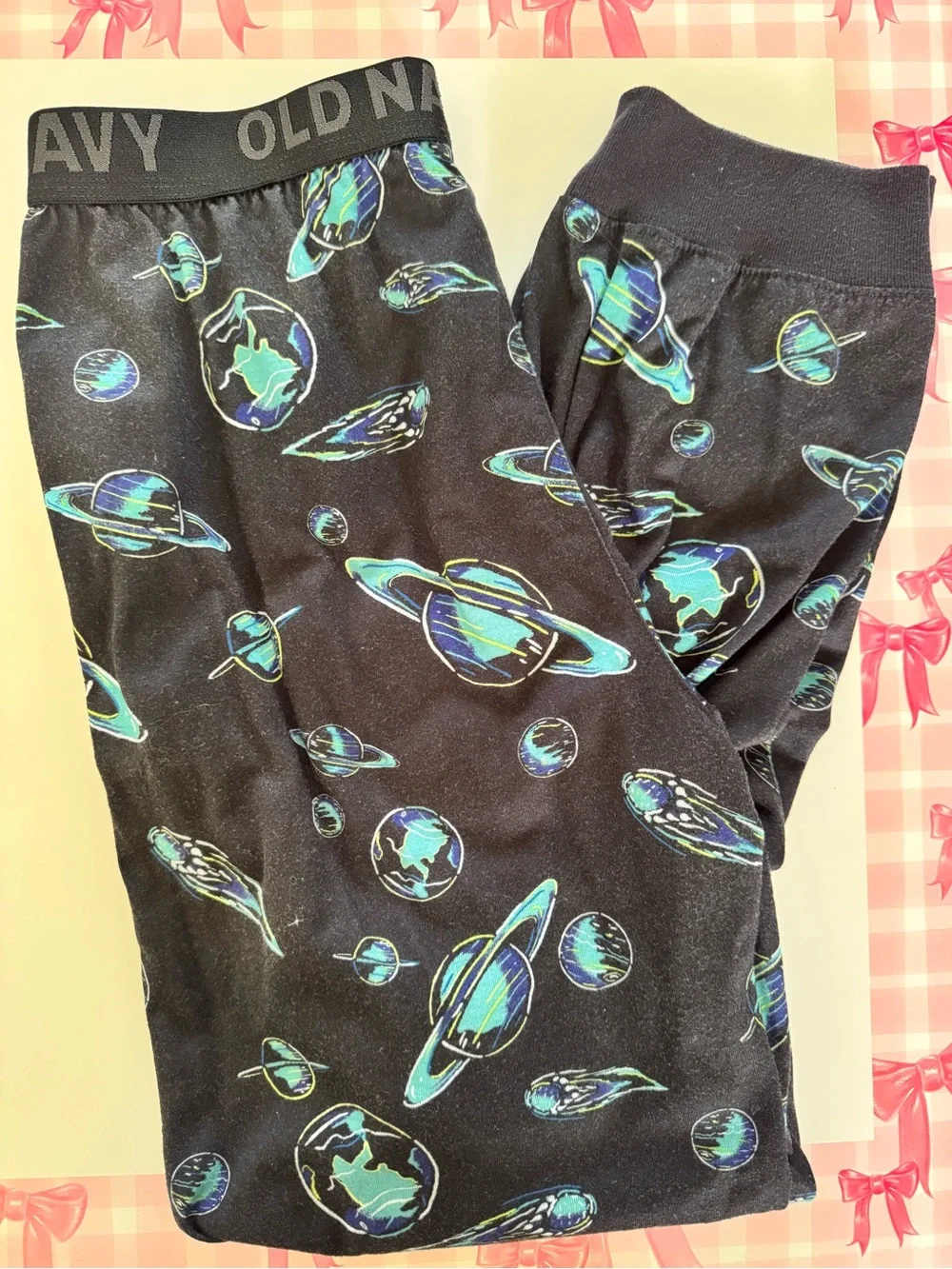Old Navy sets old